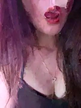 Snapshot of Moon_pusy chatting on January 16, 2:04 am Moon pusy online show from January 16, 2:04 am