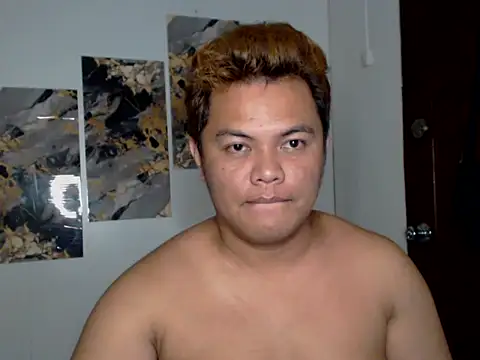 Snapshot of Gayasianzowe chatting on September 23, 4:43 pm Gayasianzowe online show from September 23, 4:43 pm