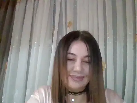 Snapshot of Lomivah chatting on November 1, 4:09 pm Lomivah online show from November 1, 4:09 pm