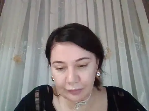 Lomivah online show from February 11, 3:50 pm