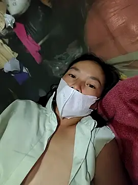 lily-00 online show from September 24, 9:29 pm
