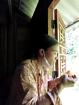 lily-00 online show from November 7, 1:27 am