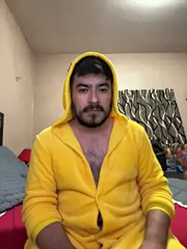 Snapshot of Leon__Dark chatting on December 20, 5:47 am Leon Dark online show from December 20, 5:47 am