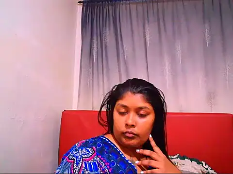 IndianBarbie00 online show from September 25, 4:49 am