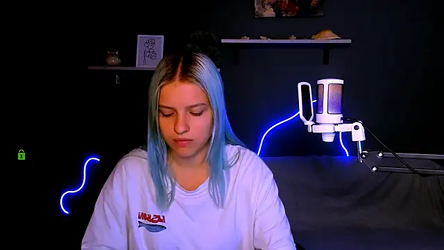 kaela spell  online show from September 16, 5:19 am