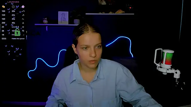 kaela spell  online show from October 10, 1:21 pm