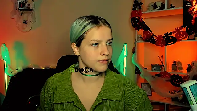 kaela spell  online show from October 26, 9:48 am