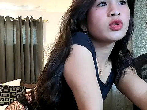 ZoeyJohnson online show from October 7, 1:47 am