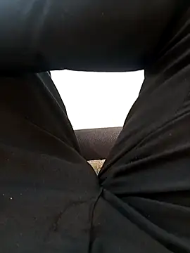 Snapshot of karandeep_Bhagat chatting on October 2, 2:51 am karandeep Bhagat online show from October 2, 2:51 am