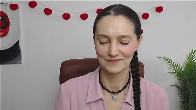 TayaFinch online show from February 23, 1:08 pm