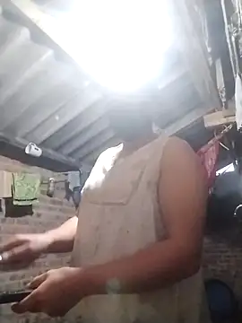 Snapshot of Emmyly_123 chatting on February 3, 12:09 am Emmyly 123 online show from February 3, 12:09 am