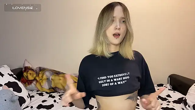 SoftcoreAlly online show from November 6, 12:50 pm