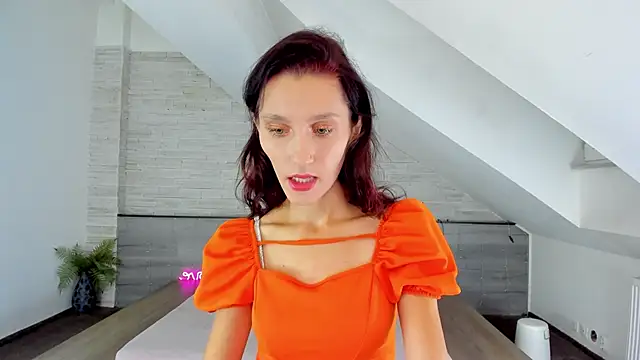 skinnystar  online show from October 15, 4:12 am