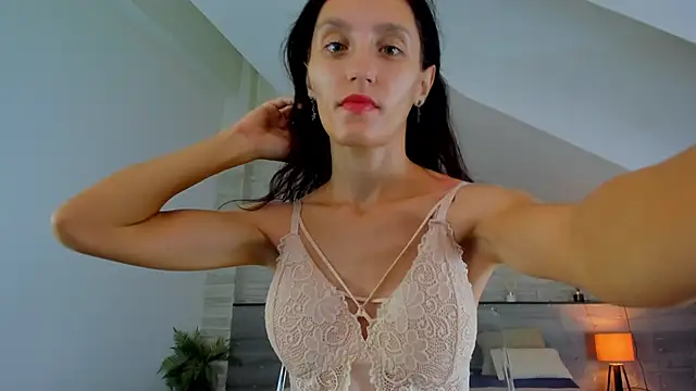 skinnystar  online show from October 27, 5:11 am