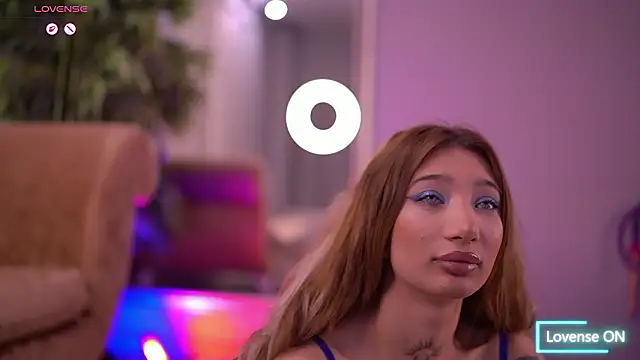 Snapshot of SiennaJayden chatting on January 16, 6:34 pm SiennaJayden online show from January 16, 6:34 pm