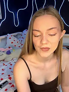 MilaMoone online show from January 12, 10:31 am