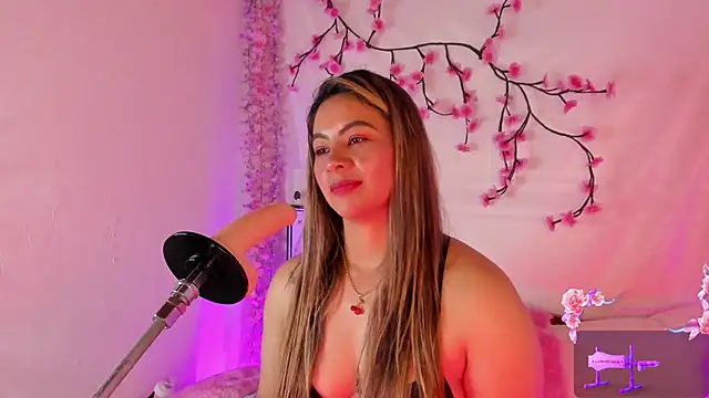 chubbyZoe online show from October 31, 2:45 am