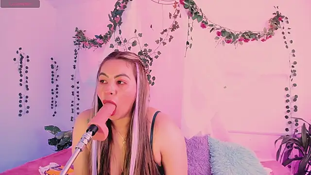 chubbyZoe online show from November 12, 3:12 pm