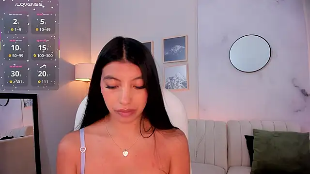 Tiffany Low online show from November 20, 12:27 pm