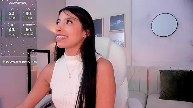 Tiffany Low online show from November 21, 3:22 pm