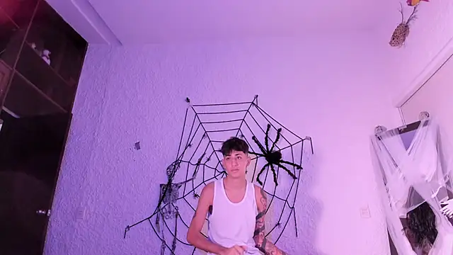 Snapshot of j_martony chatting on October 17, 12:19 pm j martony online show from October 17, 12:19 pm