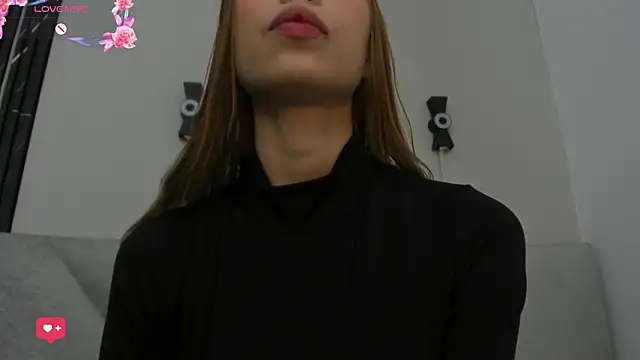 Snapshot of Naomi_Rousse chatting on February 28, 1:01 pm Naomi Rousse online show from February 28, 1:01 pm