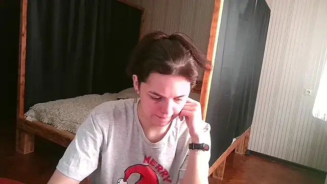 Snapshot of EthelsLover chatting on February 16, 7:48 am EthelsLover online show from February 16, 7:48 am