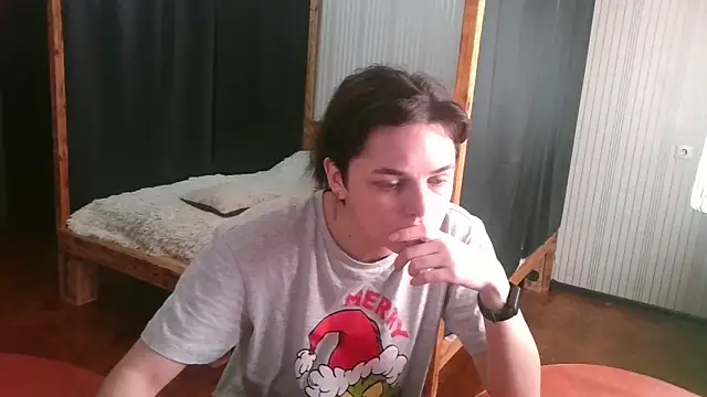 Snapshot of EthelsLover chatting on February 18, 10:44 am EthelsLover online show from February 18, 10:44 am