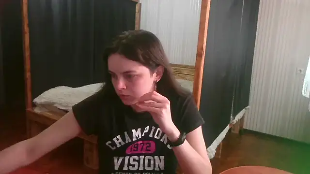 Snapshot of EthelsLover chatting on February 23, 11:40 am EthelsLover online show from February 23, 11:40 am