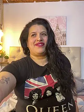 Snapshot of Andrea_secret_ chatting on July 5, 2:24 pm Andrea secret online show from July 5, 2:24 pm