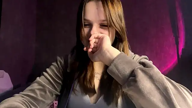Vickypiki online show from September 26, 2:32 pm