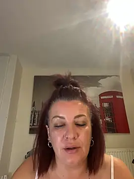 Snapshot of PoppyPrincessxox chatting on September 28, 8:58 pm PoppyPrincessxox online show from September 28, 8:58 pm