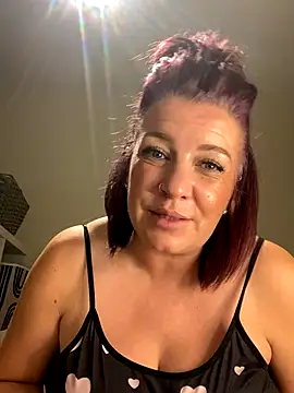 Snapshot of PoppyPrincessxox chatting on October 8, 10:29 pm PoppyPrincessxox online show from October 8, 10:29 pm