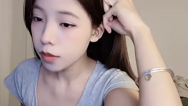 Meng 777 online show from February 23, 11:40 am