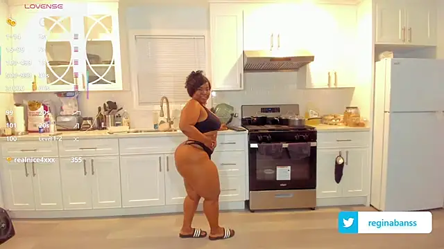 Snapshot of ReginaBans chatting on December 18, 12:49 am ReginaBans online show from December 18, 12:49 am