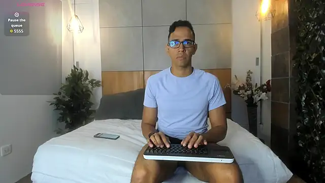 JacobDraven online show from November 17, 11:43 pm