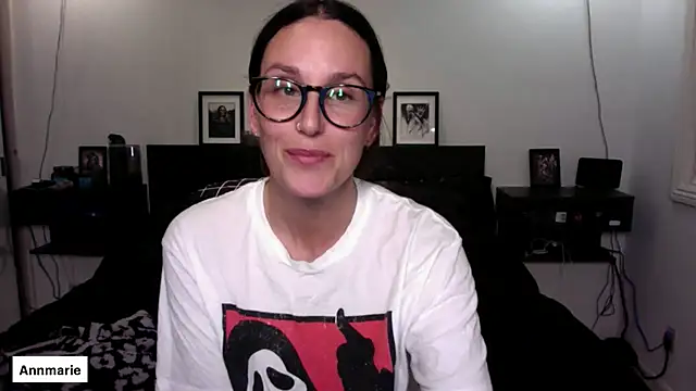 annmarieferrara online show from October 31, 2:34 am