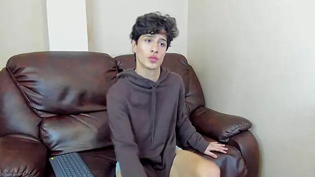 Snapshot of Xam_Collen chatting on December 19, 1:51 pm Xam Collen online show from December 19, 1:51 pm