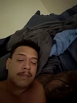 maicon9339 online show from November 9, 4:44 am