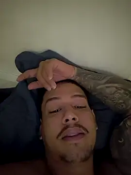 maicon9339 online show from November 17, 8:47 pm