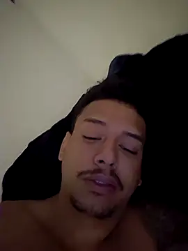 maicon9339 online show from November 18, 6:23 pm