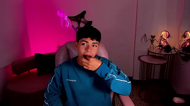 Peter chase online show from October 19, 7:14 pm