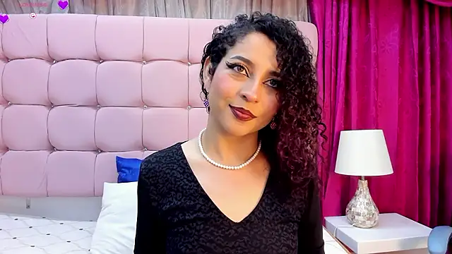 Kayla Moon  online show from February 13, 11:50 am