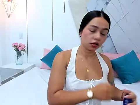 SamantaJonnes online show from October 10, 1:10 pm