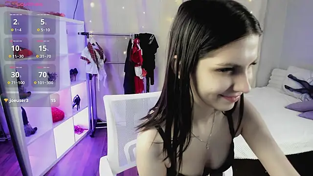 Snapshot of VikkyJane chatting on March 3, 6:08 am VikkyJane online show from March 3, 6:08 am