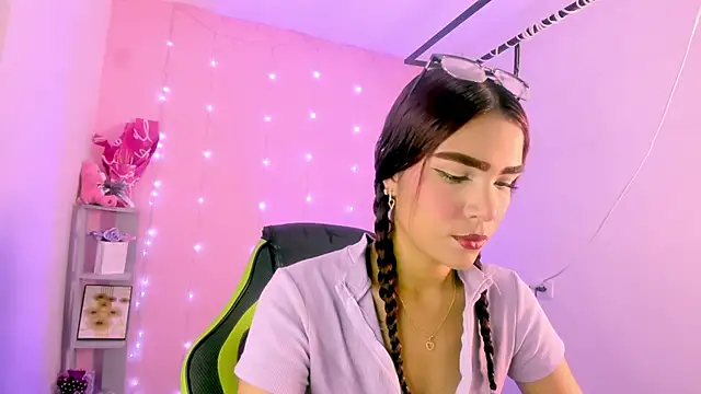 ashlysmith 01 online show from November 4, 1:48 am