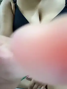 sexyPriya2121 online show from March 30, 10:05 am