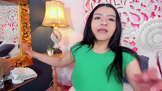 Snapshot of Sam_collinss_ chatting on November 4, 7:57 pm Sam collinss online show from November 4, 7:57 pm