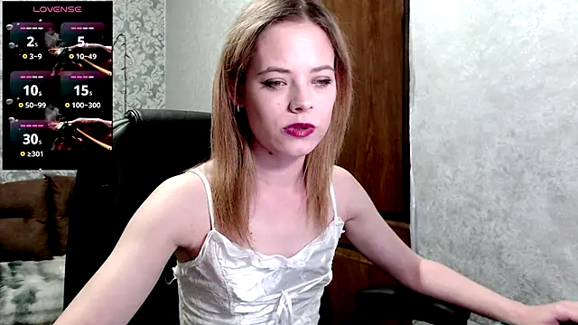 Kate  Loves online show from July 19, 7:17 pm