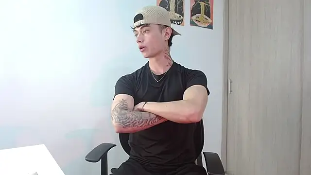 Snapshot of jaico_santos chatting on June 18, 11:31 pm jaico santos online show from June 18, 11:31 pm